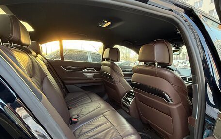 BMW 7 серия, 2019 год, 5 300 000 рублей, 9 фотография