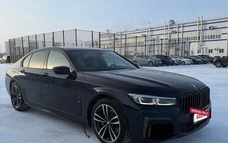 BMW 7 серия, 2019 год, 5 300 000 рублей, 2 фотография