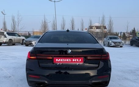 BMW 7 серия, 2019 год, 5 300 000 рублей, 3 фотография