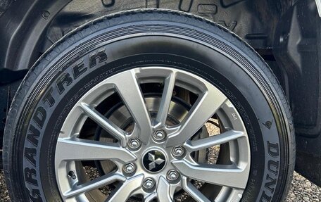 Mitsubishi Pajero Sport III рестайлинг, 2018 год, 3 290 000 рублей, 12 фотография