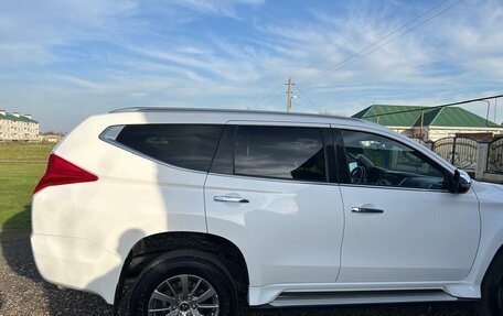 Mitsubishi Pajero Sport III рестайлинг, 2018 год, 3 290 000 рублей, 6 фотография