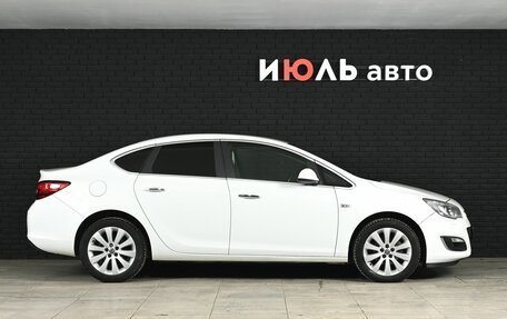 Opel Astra J, 2012 год, 800 000 рублей, 10 фотография