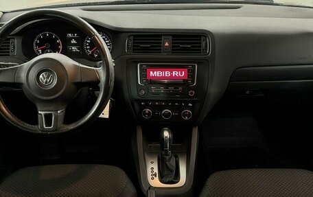 Volkswagen Jetta VI, 2014 год, 1 025 000 рублей, 5 фотография