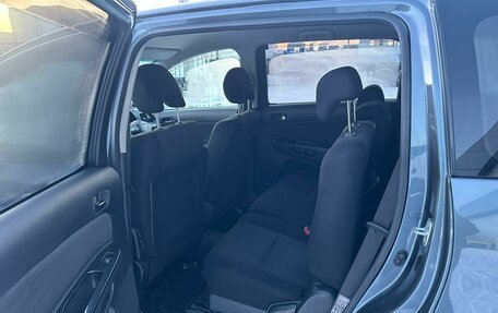 Toyota Wish II, 2006 год, 999 999 рублей, 18 фотография