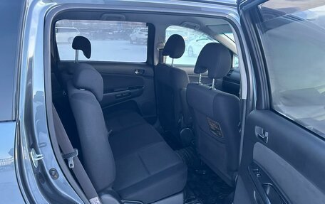 Toyota Wish II, 2006 год, 999 999 рублей, 17 фотография