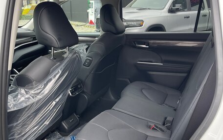 Toyota Highlander, 2025 год, 5 800 000 рублей, 15 фотография