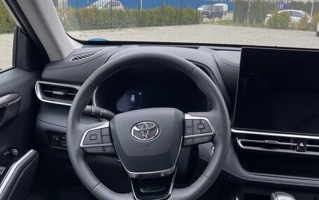 Toyota Highlander, 2025 год, 5 800 000 рублей, 20 фотография