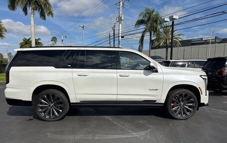 Cadillac Escalade V, 2025 год, 29 000 000 рублей, 6 фотография