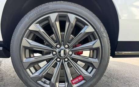 Cadillac Escalade V, 2025 год, 29 000 000 рублей, 25 фотография