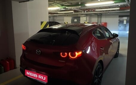 Mazda 3, 2019 год, 2 200 000 рублей, 15 фотография