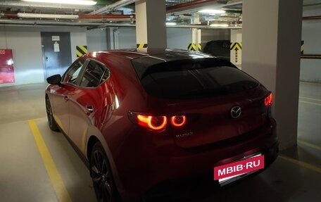 Mazda 3, 2019 год, 2 200 000 рублей, 17 фотография