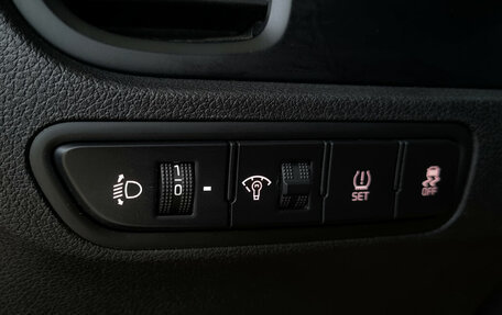 KIA Rio IV, 2018 год, 1 055 000 рублей, 8 фотография