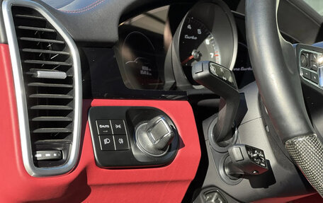 Porsche Cayenne III, 2022 год, 20 000 000 рублей, 10 фотография