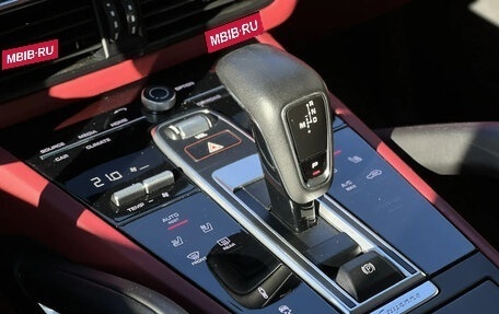 Porsche Cayenne III, 2022 год, 20 000 000 рублей, 12 фотография