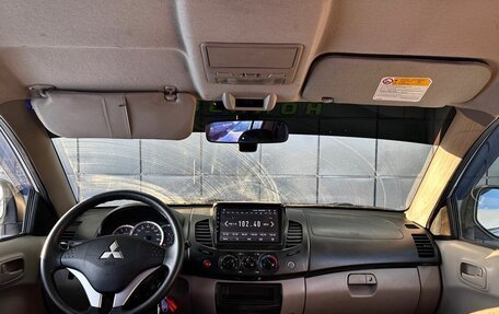 Mitsubishi L200 IV рестайлинг, 2013 год, 1 799 000 рублей, 16 фотография