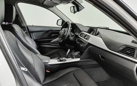 BMW 3 серия, 2013 год, 1 590 000 рублей, 13 фотография