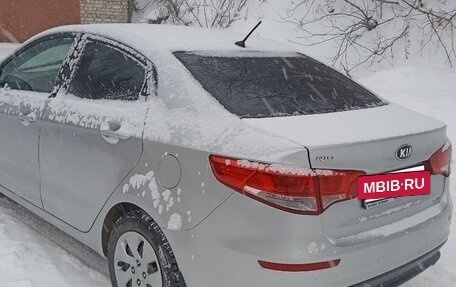 KIA Rio III рестайлинг, 2015 год, 860 000 рублей, 5 фотография