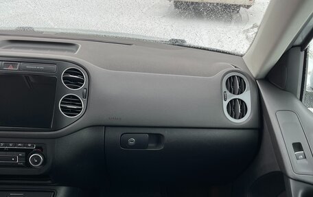 Volkswagen Tiguan I, 2012 год, 1 450 000 рублей, 24 фотография