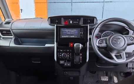 Toyota Roomy I, 2021 год, 1 385 000 рублей, 2 фотография