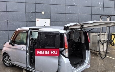 Toyota Roomy I, 2021 год, 1 385 000 рублей, 4 фотография