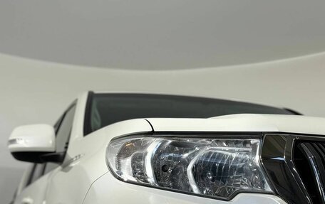 Toyota Land Cruiser Prado 150 рестайлинг 2, 2019 год, 4 000 000 рублей, 24 фотография