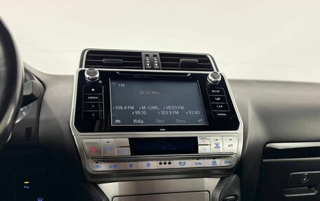 Toyota Land Cruiser Prado 150 рестайлинг 2, 2019 год, 4 000 000 рублей, 20 фотография