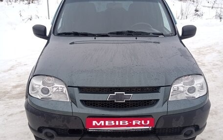 Chevrolet Niva I рестайлинг, 2016 год, 740 000 рублей, 2 фотография