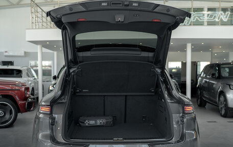 Porsche Cayenne III, 2025 год, 17 500 000 рублей, 10 фотография