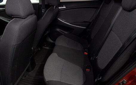 Hyundai Solaris II рестайлинг, 2013 год, 824 000 рублей, 13 фотография