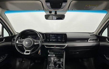 KIA K5, 2021 год, 2 400 000 рублей, 15 фотография