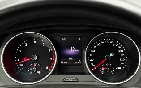 Volkswagen Tiguan II, 2020 год, 3 099 000 рублей, 12 фотография