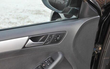 Volkswagen Jetta VI, 2012 год, 940 000 рублей, 10 фотография