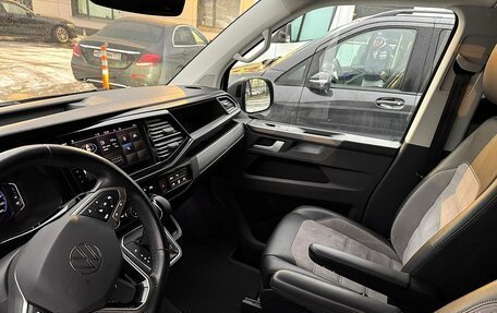 Volkswagen Multivan T6 рестайлинг, 2022 год, 7 450 000 рублей, 9 фотография