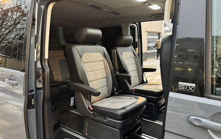 Volkswagen Multivan T6 рестайлинг, 2022 год, 7 450 000 рублей, 15 фотография