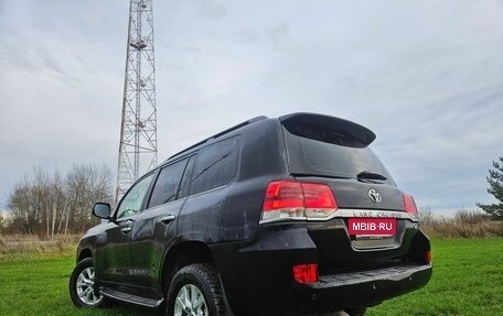 Toyota Land Cruiser 200, 2020 год, 6 950 000 рублей, 5 фотография