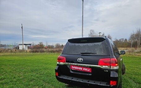 Toyota Land Cruiser 200, 2020 год, 6 950 000 рублей, 3 фотография