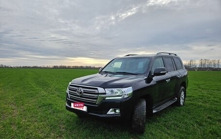 Toyota Land Cruiser 200, 2020 год, 6 950 000 рублей, 12 фотография