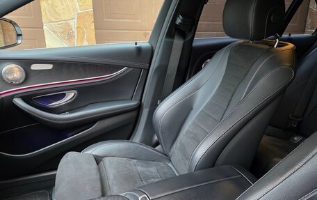 Mercedes-Benz E-Класс, 2021 год, 4 520 000 рублей, 23 фотография