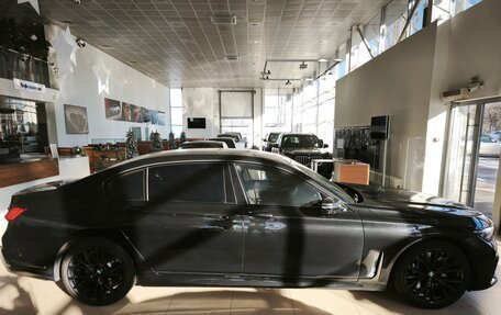 BMW 7 серия, 2021 год, 6 800 000 рублей, 4 фотография