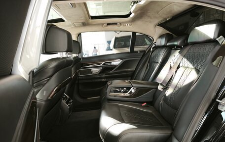 BMW 7 серия, 2021 год, 6 800 000 рублей, 16 фотография