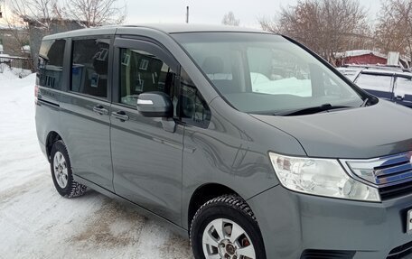 Honda Stepwgn IV, 2010 год, 1 520 000 рублей, 2 фотография