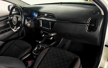 KIA Rio IV, 2017 год, 1 335 000 рублей, 11 фотография