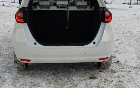 Honda Fit, 2021 год, 1 700 000 рублей, 8 фотография