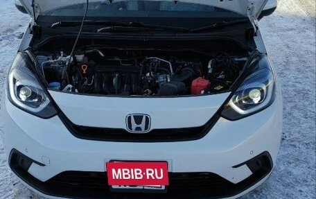 Honda Fit, 2021 год, 1 700 000 рублей, 15 фотография