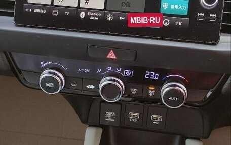 Honda Fit, 2021 год, 1 700 000 рублей, 4 фотография