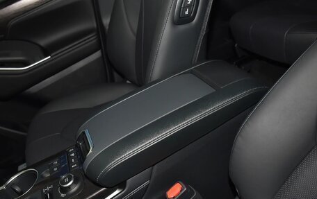 Toyota Highlander, 2025 год, 5 650 000 рублей, 12 фотография