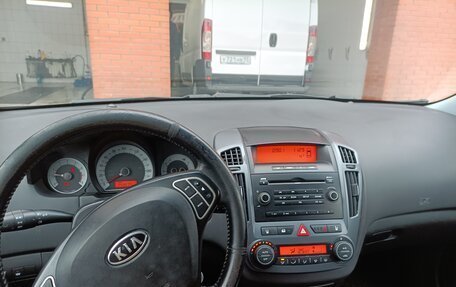 KIA cee'd I рестайлинг, 2008 год, 400 000 рублей, 15 фотография