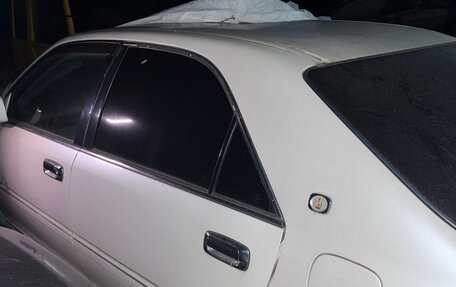 Toyota Crown, 2001 год, 250 000 рублей, 1 фотография