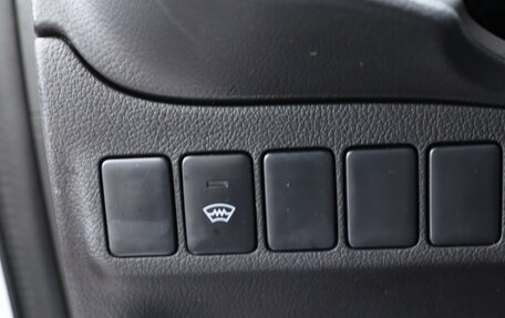 Mitsubishi Outlander III рестайлинг 3, 2016 год, 1 490 000 рублей, 15 фотография