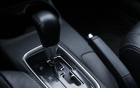 Mitsubishi Outlander III рестайлинг 3, 2016 год, 1 490 000 рублей, 13 фотография